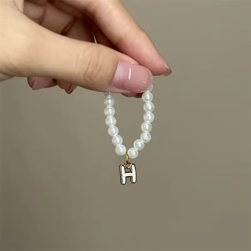 BubuWear Custom Letter Pearl Necklaceā¢