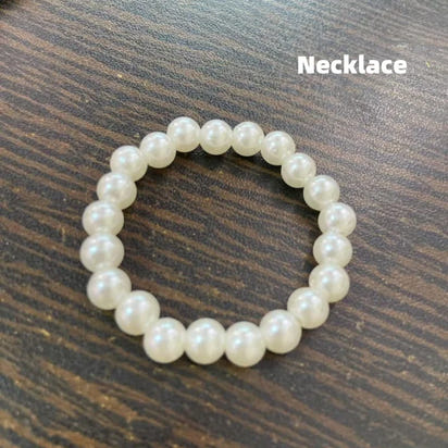 BubuWear Custom Letter Pearl Necklaceā¢