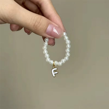 BubuWear Custom Letter Pearl Necklaceā¢
